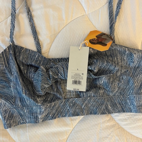 Fe Noel x Target Women's Fine Line Print Knotted Crop Tank Top - Large - Picture 4 of 4